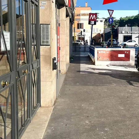 Apartment Panoramic Penthouse 10m From Metro A Rome