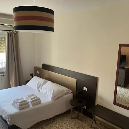 Panoramic Penthouse 10m From Metro A Appartamento *