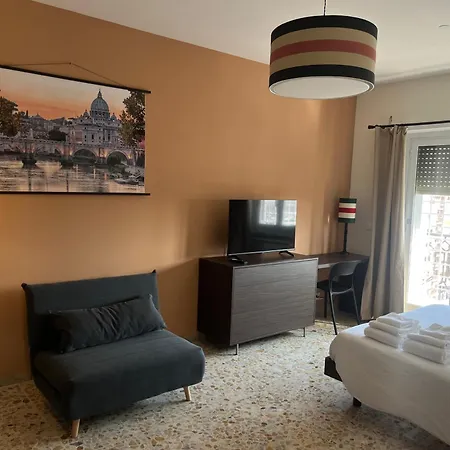 Appartamento Panoramic Penthouse 10m From Metro A Roma
